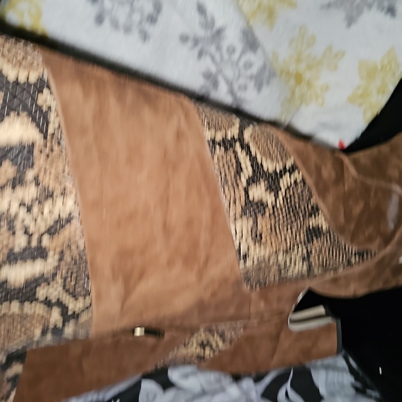Sam Edelman knee high boots size 7 Brown suede with Snake skin - Picture 4 of 6